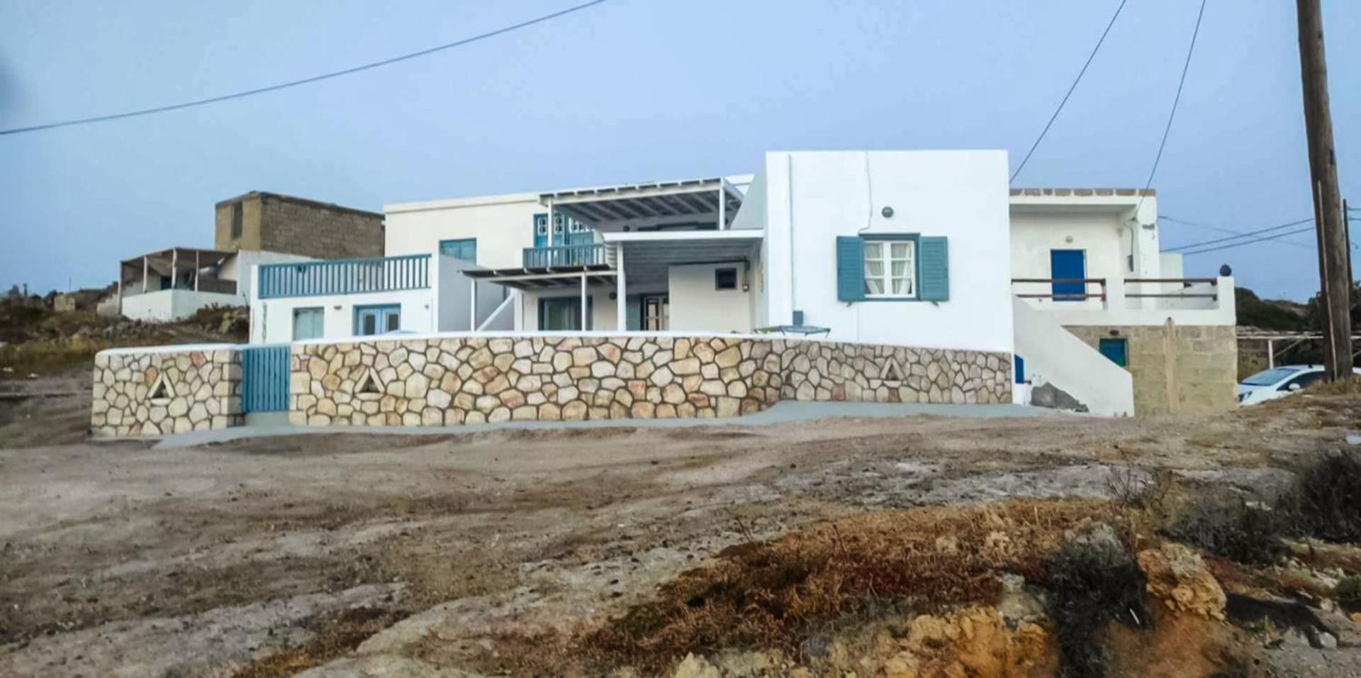 Seaside Residence Kiki Prassa,Kímolos Buitenkant foto